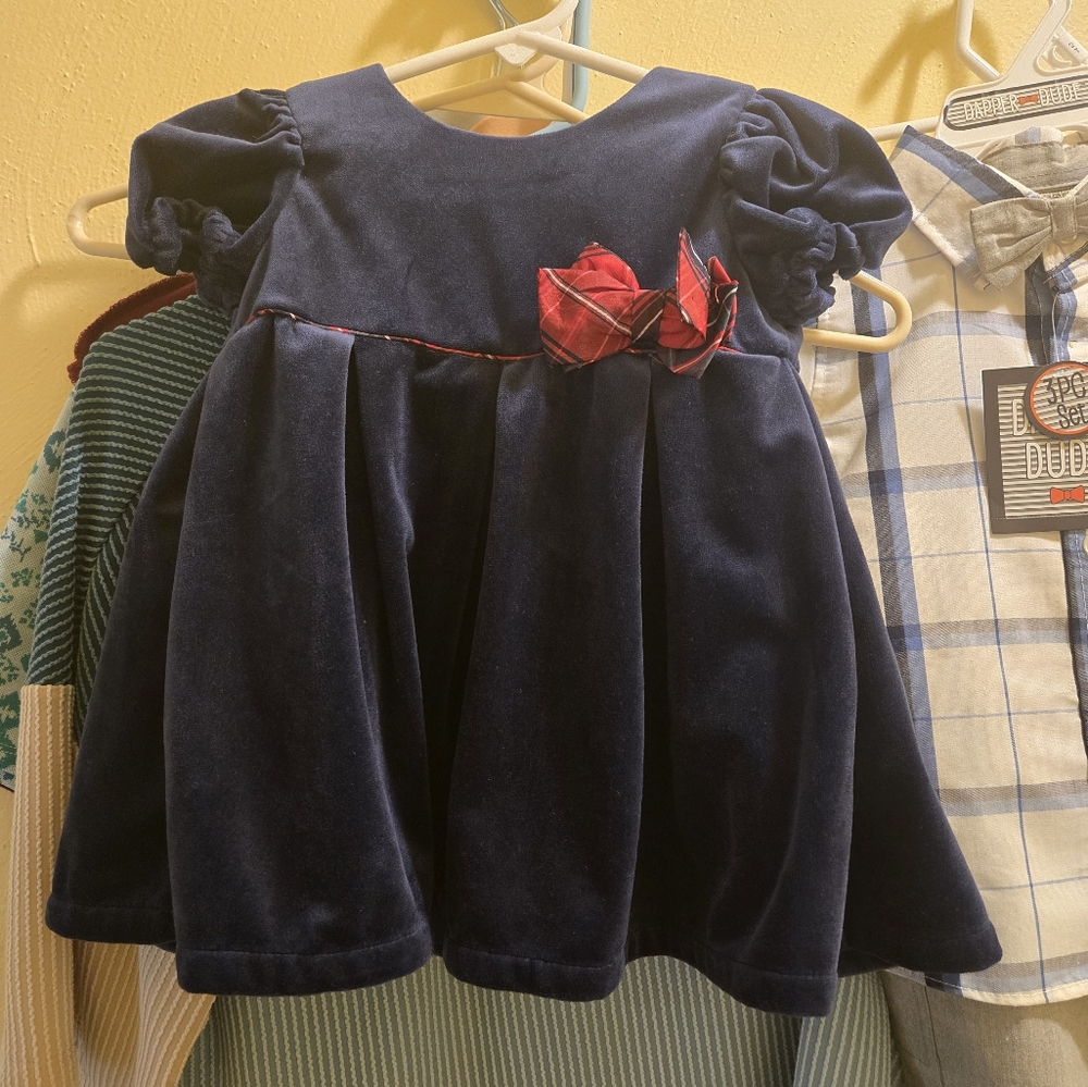 EUC MAX STUDIO KIDS 18M Elegant Navy Blue Velvet Dress